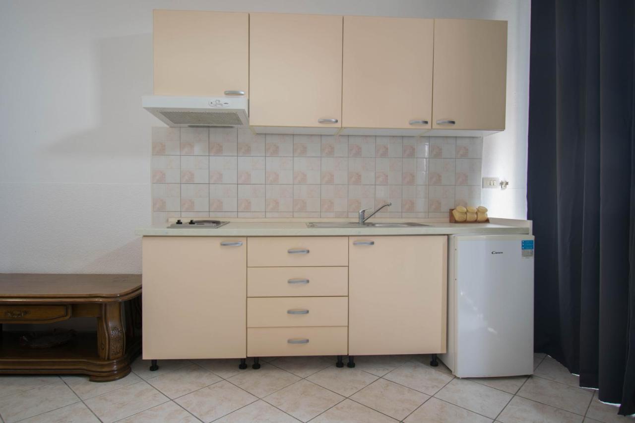 Apartments Manuela - באסקה וודה מראה חיצוני תמונה